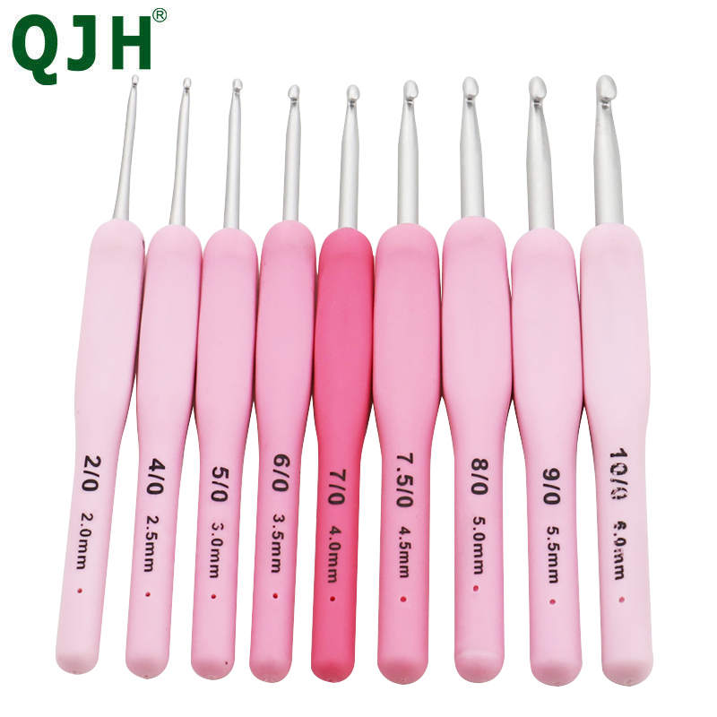 Crochet Hook Set - 9pcs Silicone Handle Crochet Hooks Set,