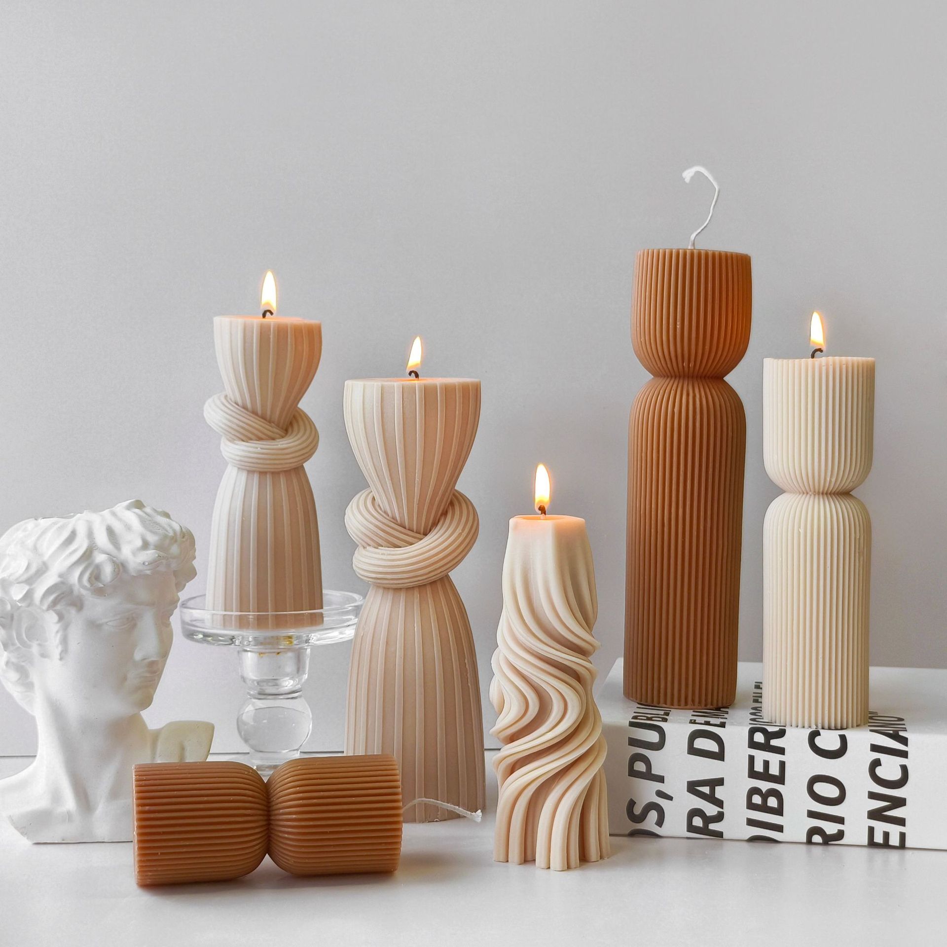 Striped Cylinder Aroma Candle  - огляд і ціна Soy Candle Fragrance Oil