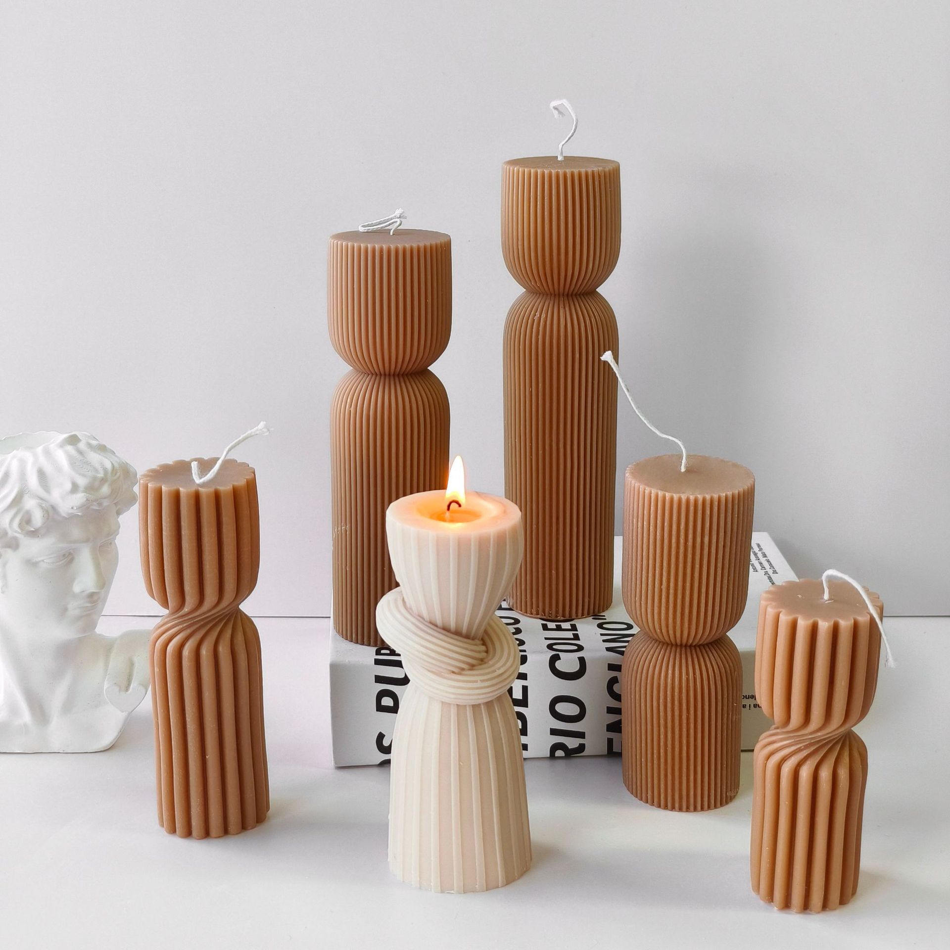 Striped Cylinder Aroma Candle  - огляд і ціна Soy Candle Fragrance Oil